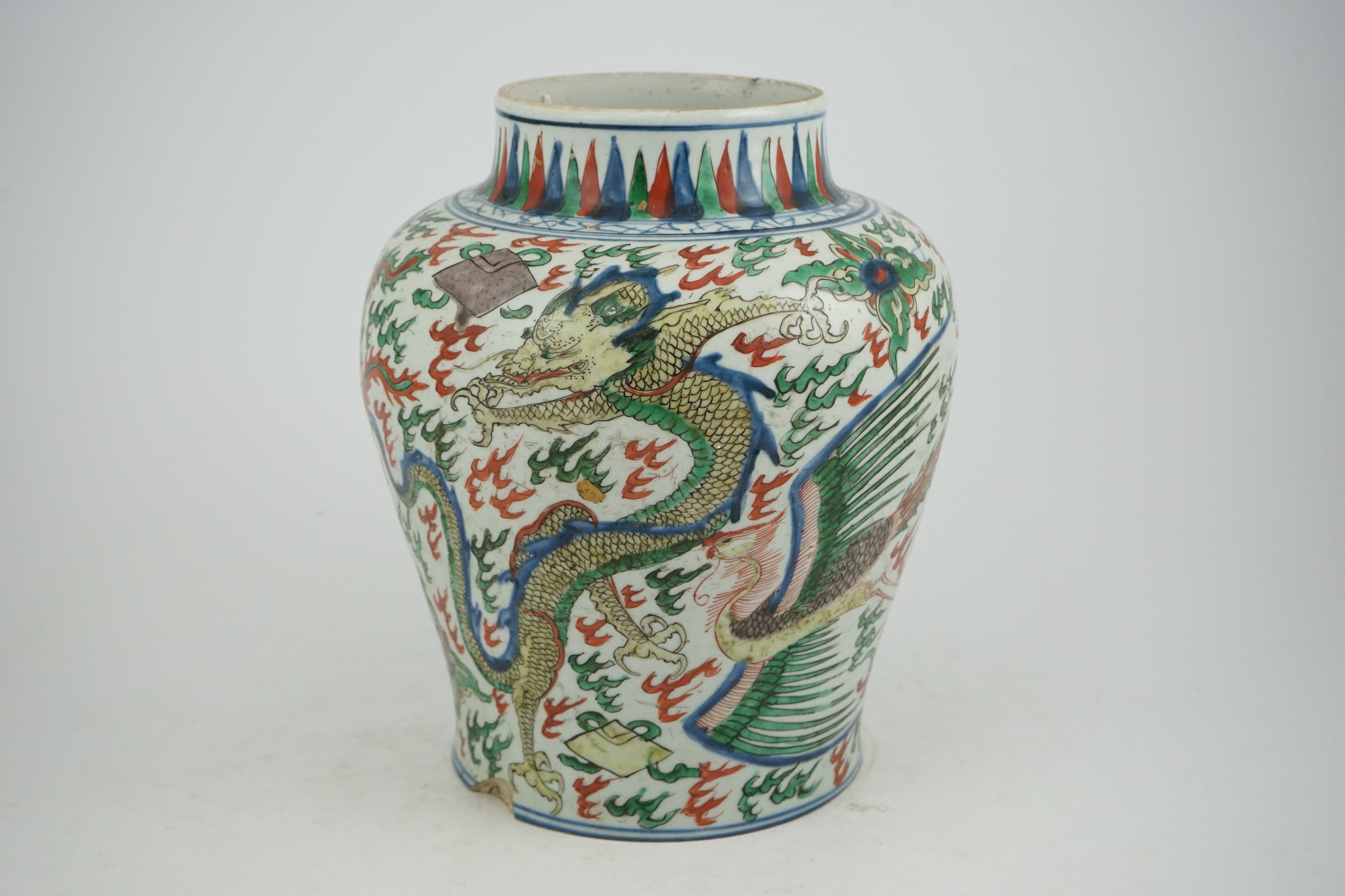 A Chinese wucai ‘dragon and phoenix’ baluster jar, Transitional, Shunzhi period (1644-1661)